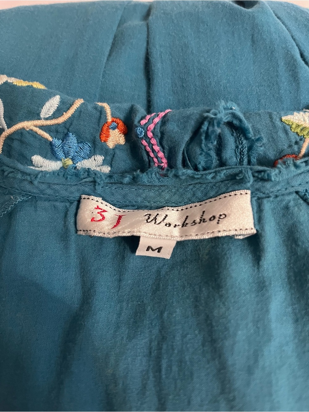 Johnny Was 3J Workshop Blouse Embroidered Boho Tunic Top Blue Size Medium DESC - Picture 12 of 12